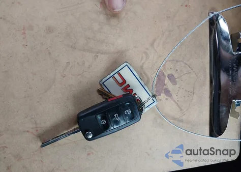 2015 Volkswagen Passat 1.8T Se из США, поврежденный, VIN 1VWBT7A3XFC026269